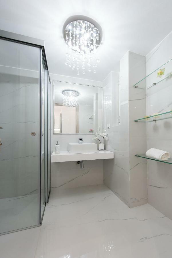 Despina'S Luxury Apt Downtown 伊拉克利翁 外观 照片
